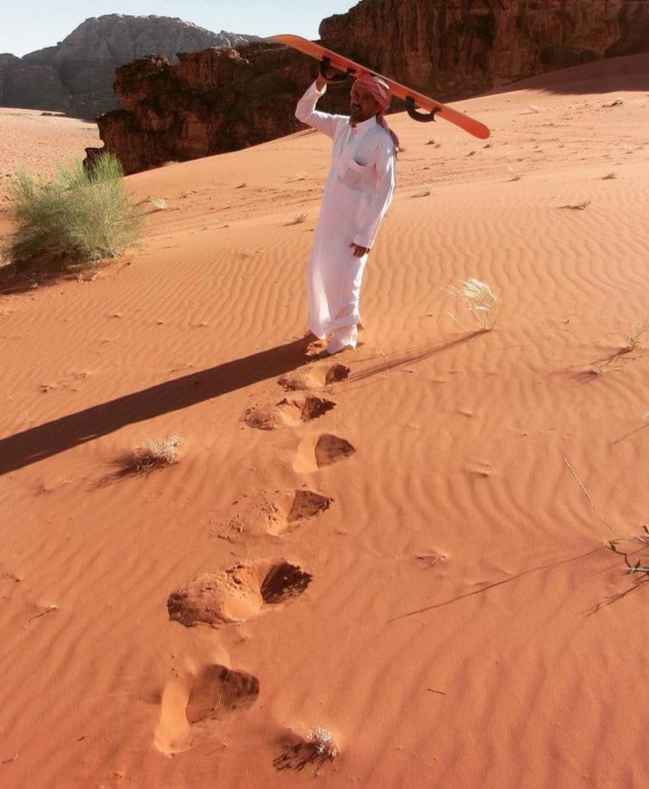 Saleem With Jeep Tour Leilighet Wadi Rum Eksteriør bilde