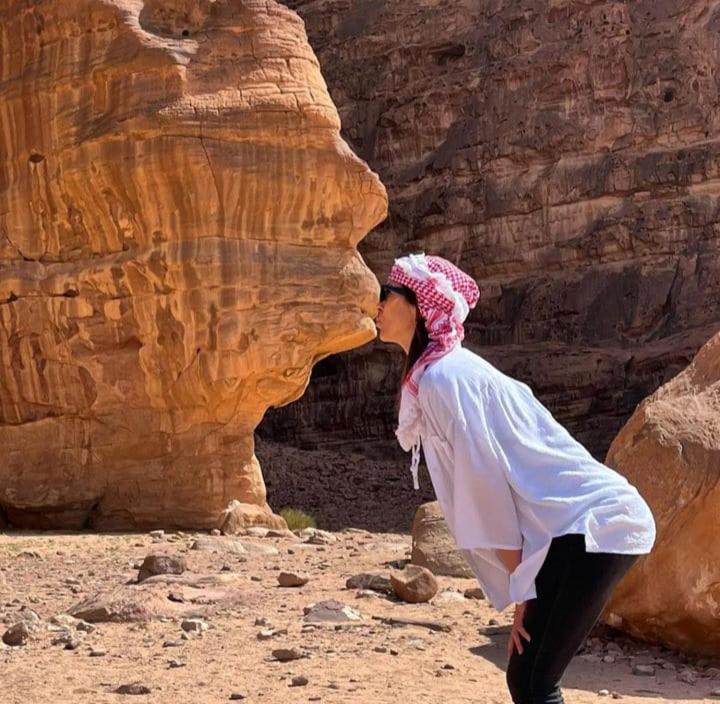 Saleem With Jeep Tour Leilighet Wadi Rum Eksteriør bilde