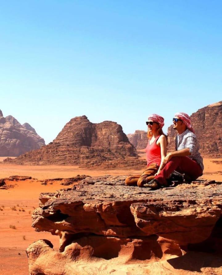 Saleem With Jeep Tour Leilighet Wadi Rum Eksteriør bilde